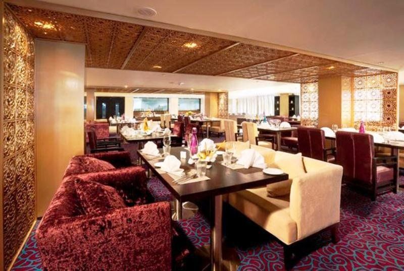 Davanam Sarovar Portico Suites Bangalore Eksteriør bilde