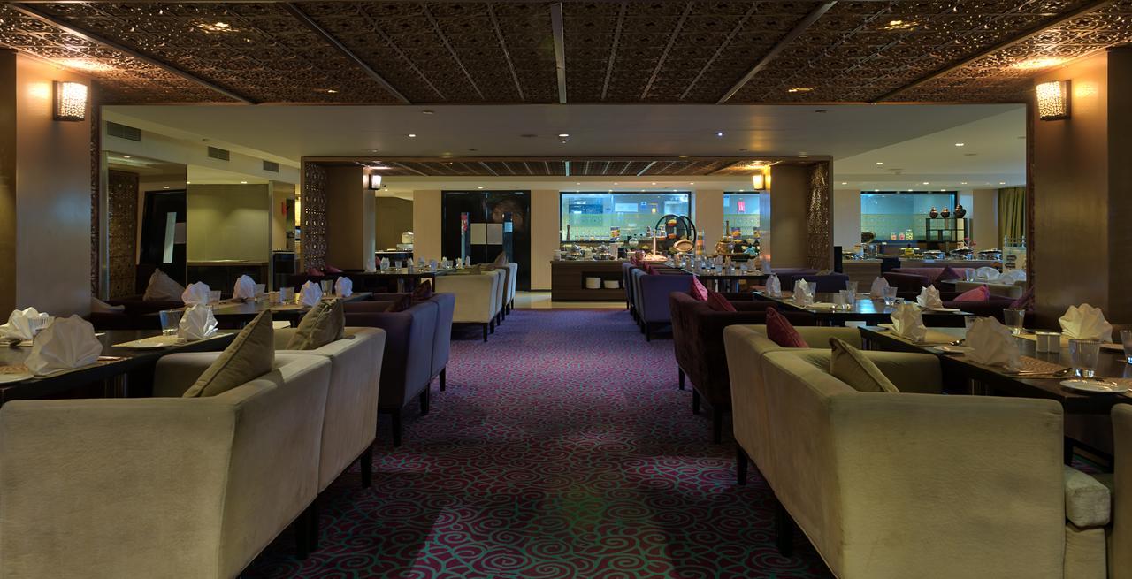 Davanam Sarovar Portico Suites Bangalore Eksteriør bilde